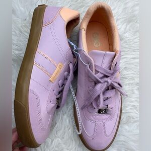 Guess Women's Pastel Purple Sneakers